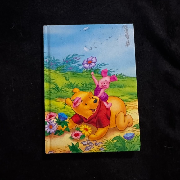 Vintage Winnie The Pooh & Piglet lined Mini Notebook Journal - Picture 1 of 6